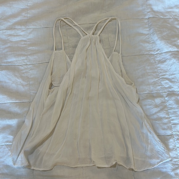 Flowy White Top - Picture 6 of 6